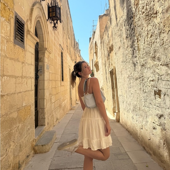 alexandra_r28